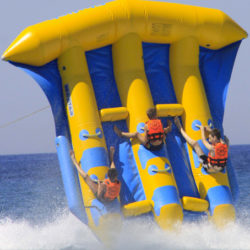 Parachute-ascentionnel-bouée-banane-ski-wakeboard-cannes-mandelieu